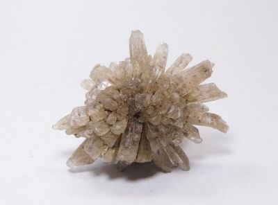 Sádrovec - Fëlsopetény, Nográd, Maďarsko